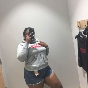 Meet your Posher, Cody